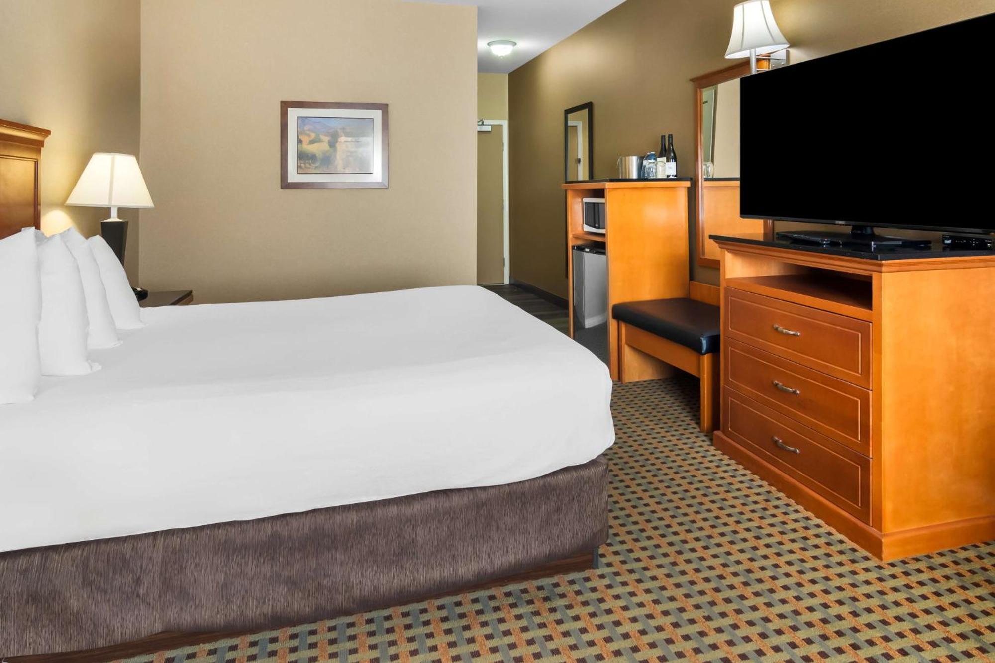 Best Western Plus Osoyoos Hotel & Suites Exterior foto